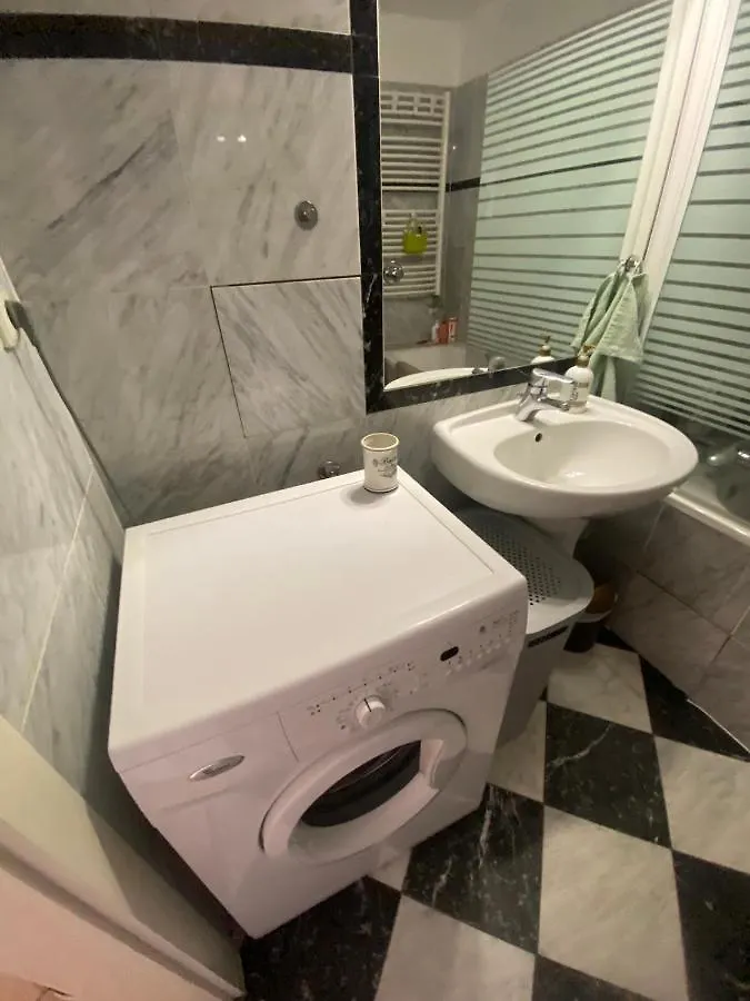 Fantastic Apartment In The City Center Prága